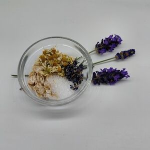 Free With Purchase! Sample Size Soothing Soak